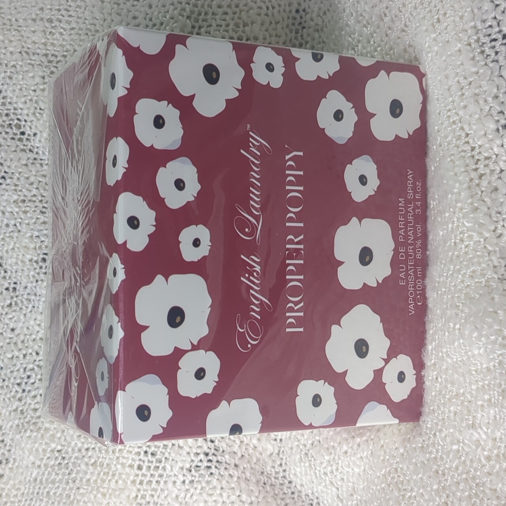 English Laundry Proper Poppy Eau de Parfum, 100ml/3.4fl oz - Picture 3 of 12